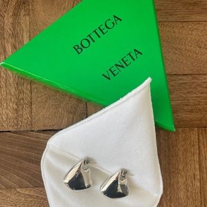 Bottega Veneta Fin earrings silver/small